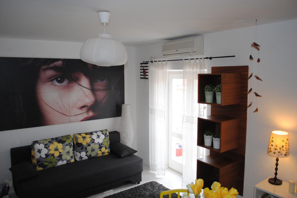 Apartment Optimist Makarska Quarto foto