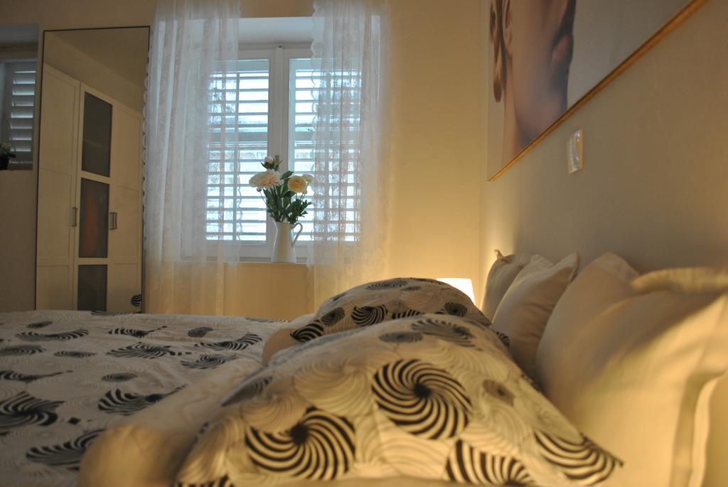 Apartment Optimist Makarska Quarto foto